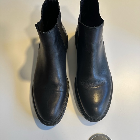 Vagabond Men’s Alex M Chelsea Black Leather Boot. Size 41, US 8 - Picture 4 of 10